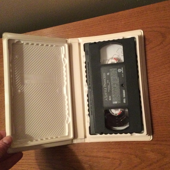 A Little Princess VHS Movie 1995 - Picture 4 of 4